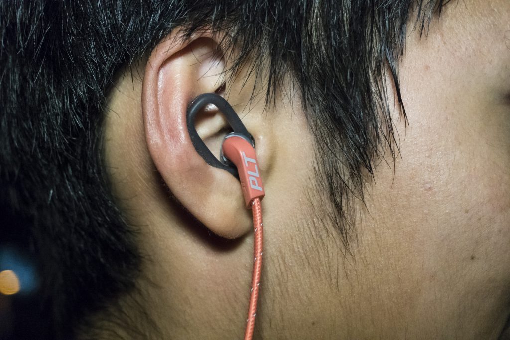 耳機能夠緊貼耳朵，運動時不會鬆脫下來